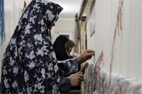 تولید ۲۶۰ تخته فرش دستبافت توسط مددجویان خراسان جنوبی