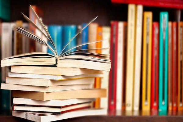 واقف ۶۶۰ جلد کتاب در راستای بهبود فرهنگ توسعه کتابخوانی در جیرفت