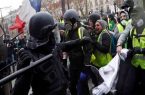 اعتصاب سراسری اتحادیه‌های کارگری در فرانسه / تنش در پاریس ادامه دارد