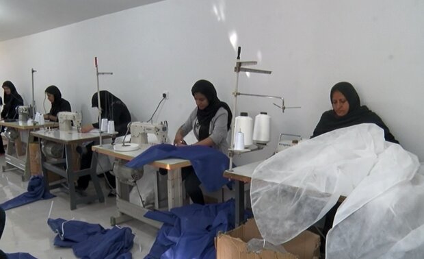 تلاش برای ایجاد کارگاه تولید لباس یکبار مصرف پزشکان در بقاع متبرکه کرمانشاه