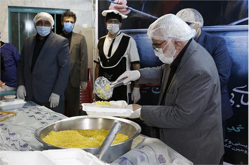 شروع به کار نخستین آشپزخانه طرح «اطعام حسینی» در مسجد امام سجاد (ع)